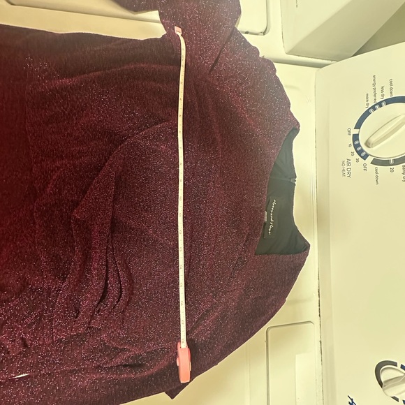 Long sleeve dress. - Picture 8 of 10